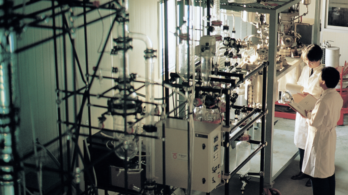 Strengthening competitiveness<br/>through qualitative growth